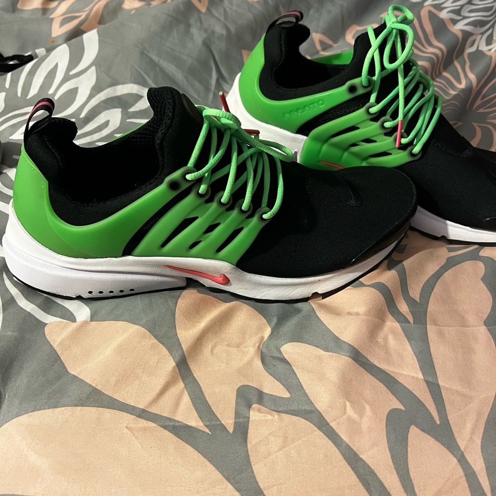 Nike Air Presto Running Shoe